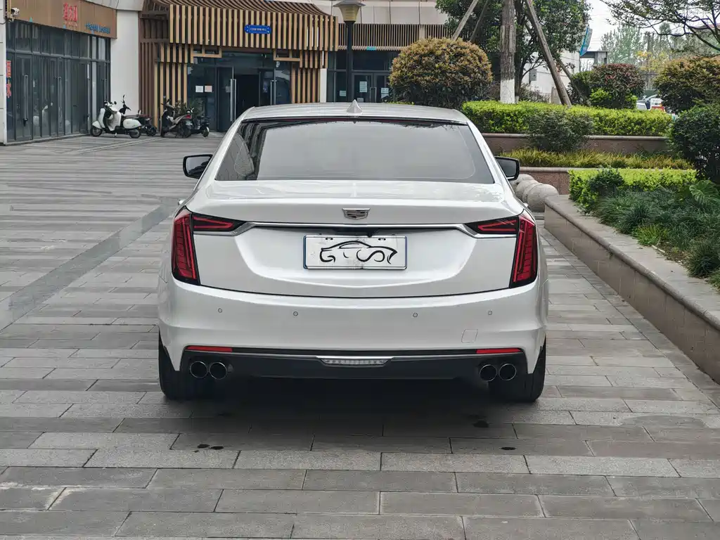 Cadillac CT6 28 T Fashion
