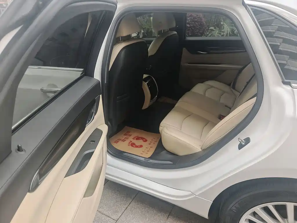 Cadillac CT6 28 T Fashion