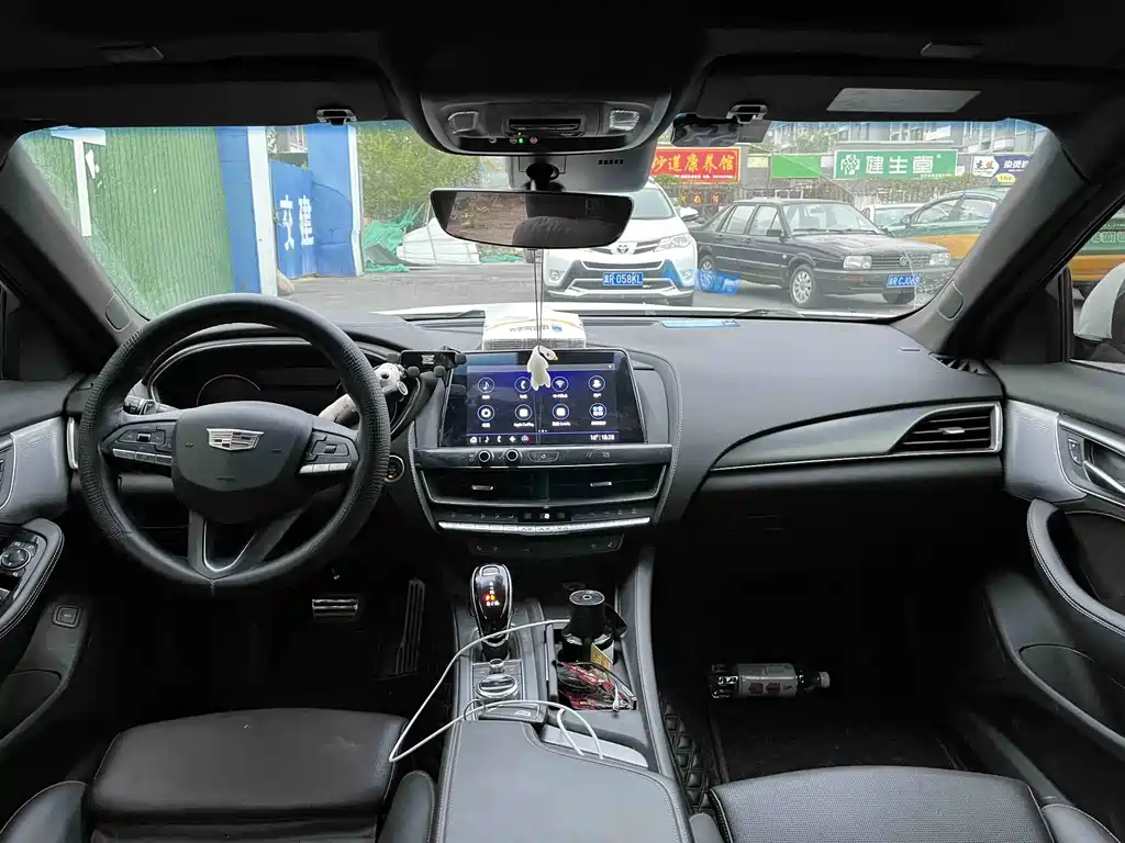 Cadillac CT5 Facelift 28 T Leading Sport