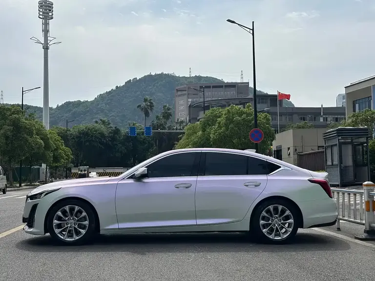 Cadillac CT5 28 T Luxury