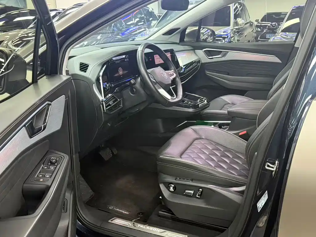 Talagon 530 TSI 4 WD Flagship Victory Realm Pro 6-seat