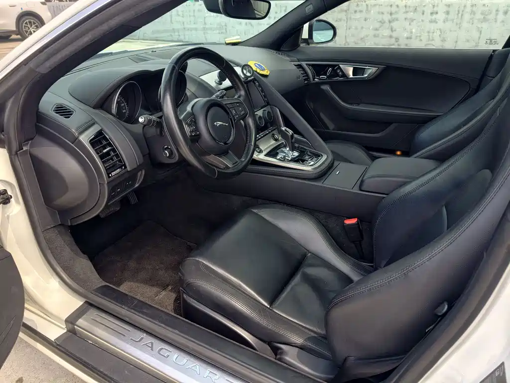 Jaguar F-TYPE 3.0 SC Hardtop