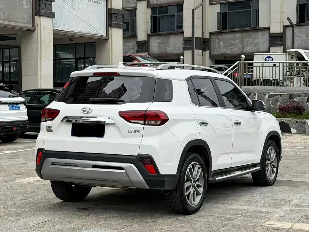 Hyundai ix35 2.0 L Auto 2 WD Brave · Smooth Enjoyment CN-VI