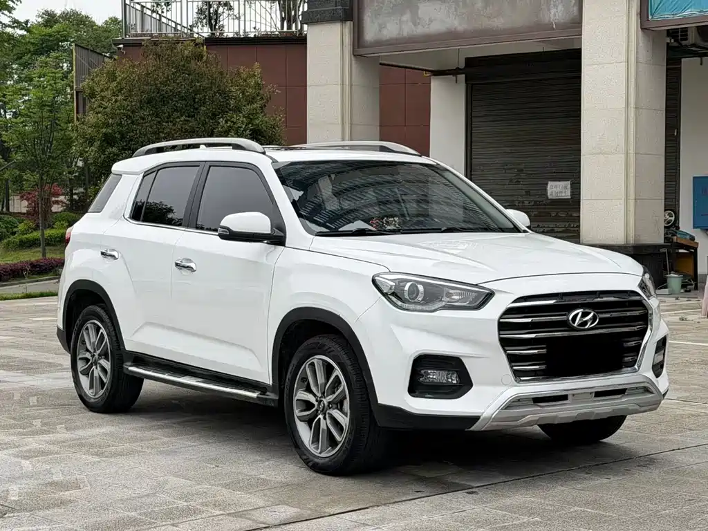 Hyundai ix35 2.0 L Auto 2 WD Brave · Smooth Enjoyment CN-VI