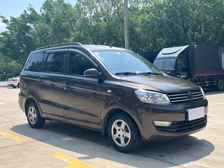 Dongfeng Fengguang 330 1.5 L Manual Pleasure DK15