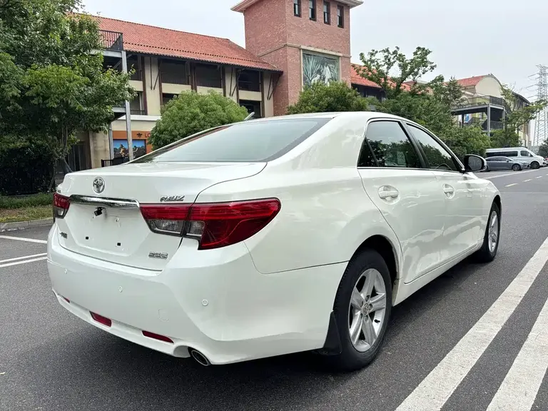 Toyota Mark X 2.5 S Elite Sharp