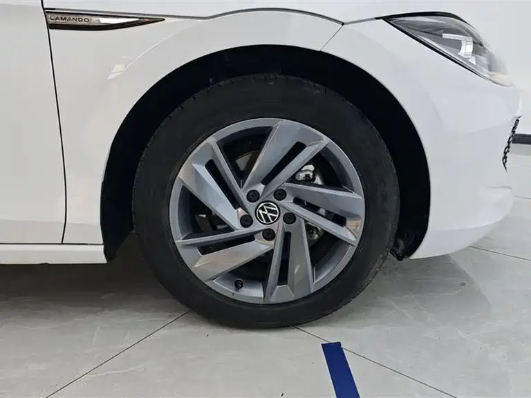 Volkswagen Lamando Lamando L 280 TSI DSG Dazzle Hot