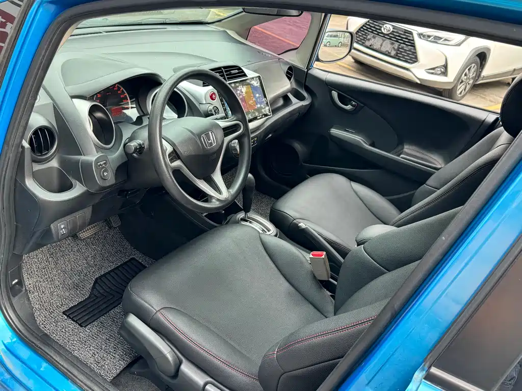 Fit 1.3 L Auto Comfort