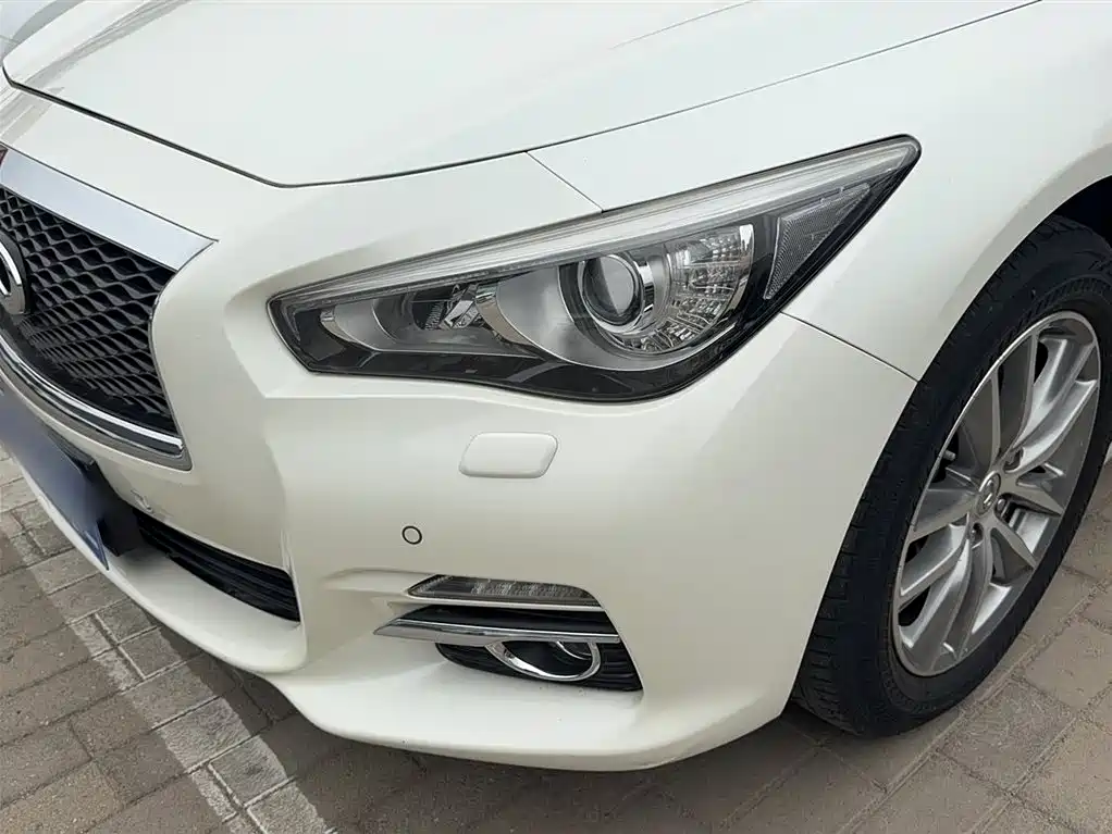 Infiniti Q50 L 2.0 T Joy
