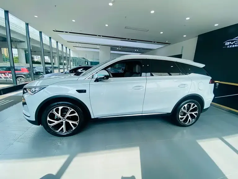 BYD Tang NEV Smart Drive DM-i 115 KM Flagship