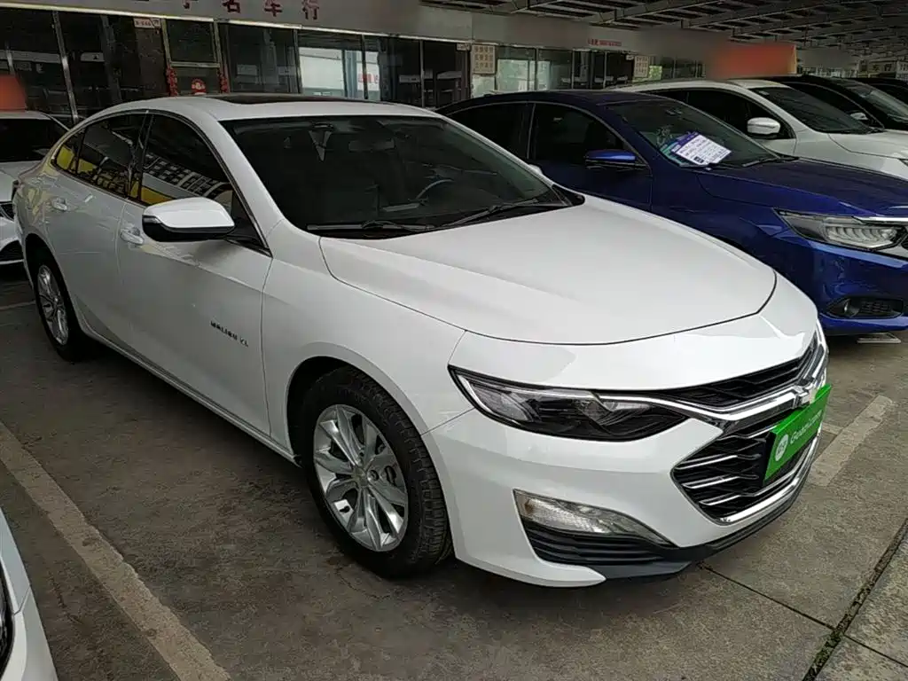 Malibu XL 535 T CVT Sharp Dynamic