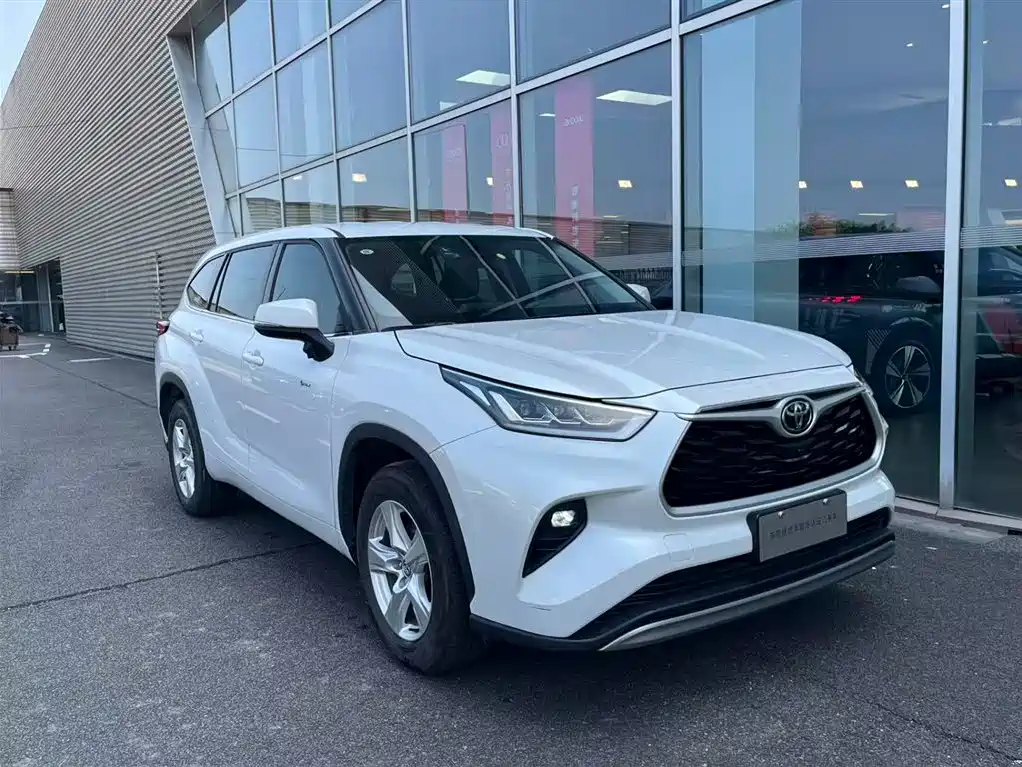 Highlander 2.5 L Smart e-Hybrid Dual Engine 2 WD Elite 5-seat