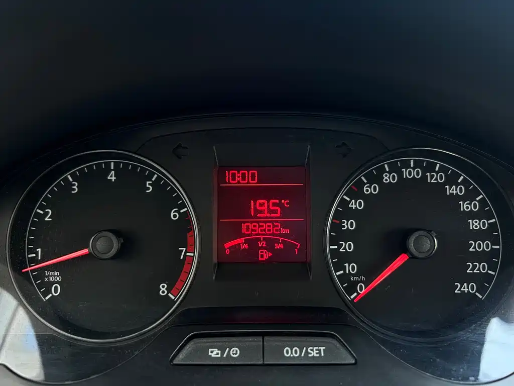 Santana 1.4 L Manual Style