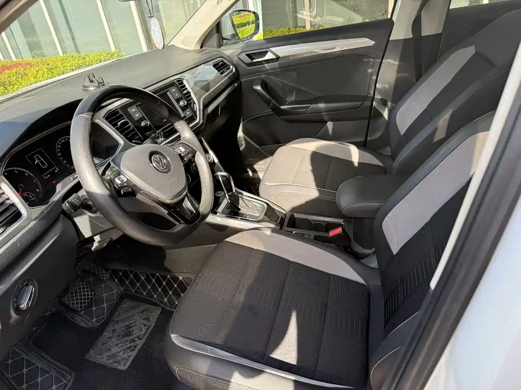 T-ROC 230 TSI DSG 2 WD Progressive