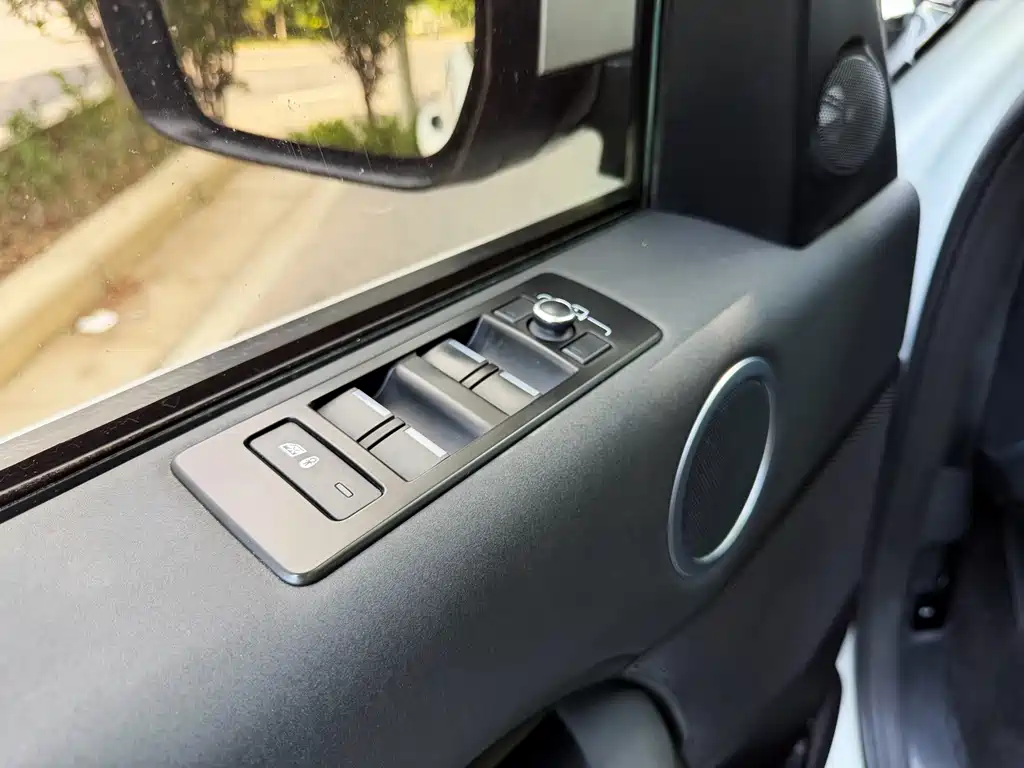 Discovery 3.0 SC V6 SE
