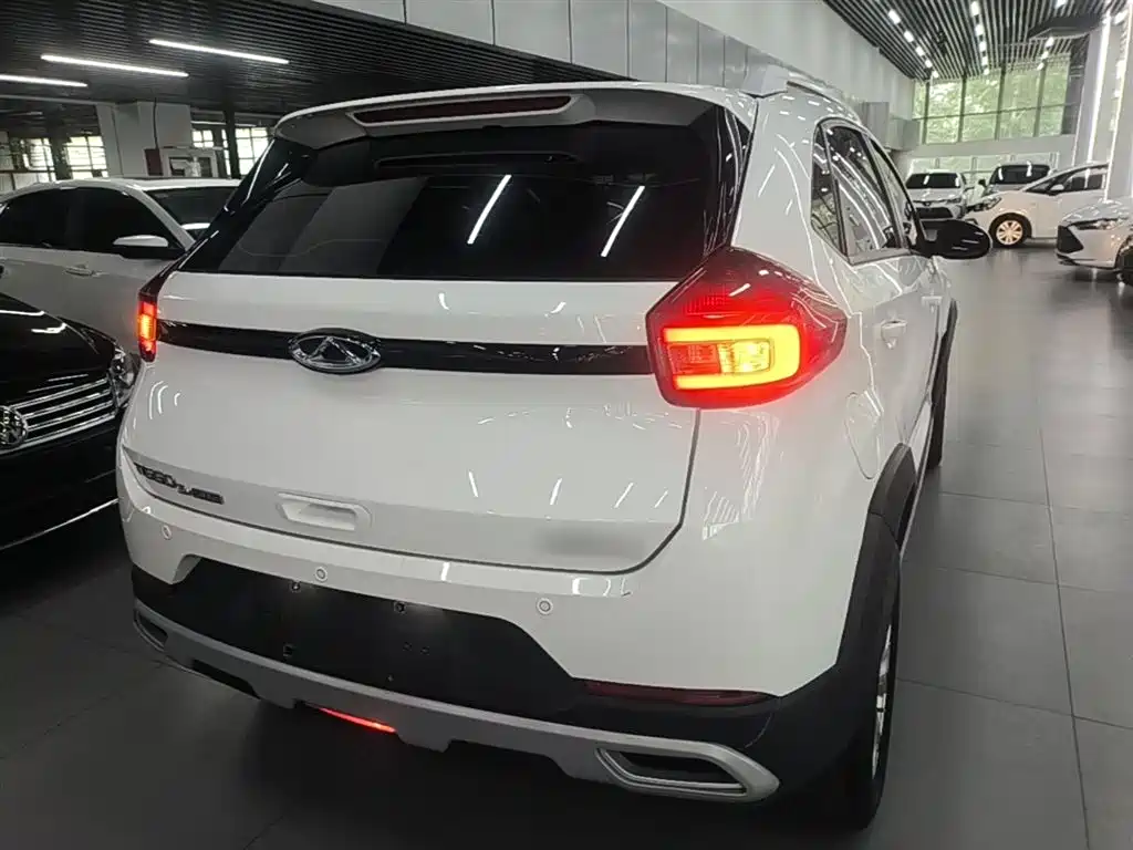Tiggo 3 x 瑞虎3 x 2021款 PLUS 1.5 L CVT痛快红枣版II型