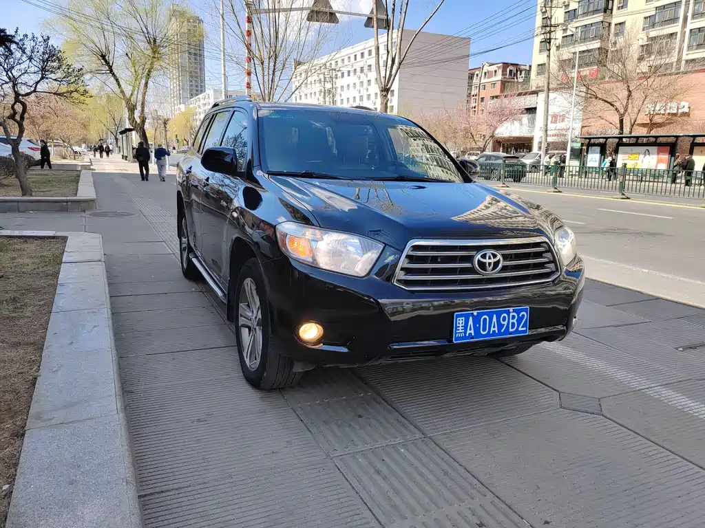 Highlander 3.5 L 4 WD 7-seat Luxury