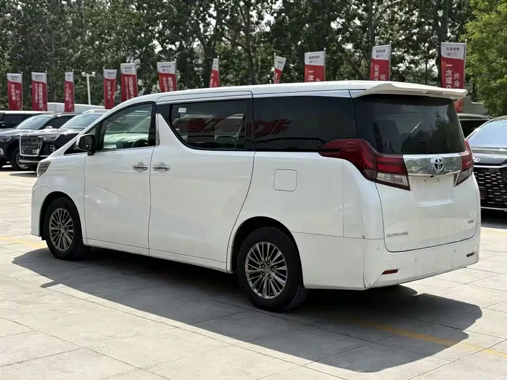 Alphard 3.5 L Luxury