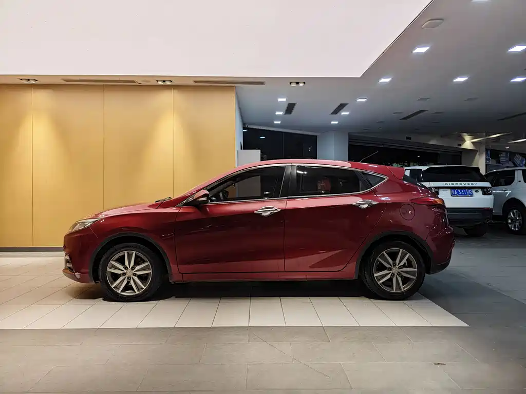 Eado XT 1.6 L Manual Handsome Cool CN-V