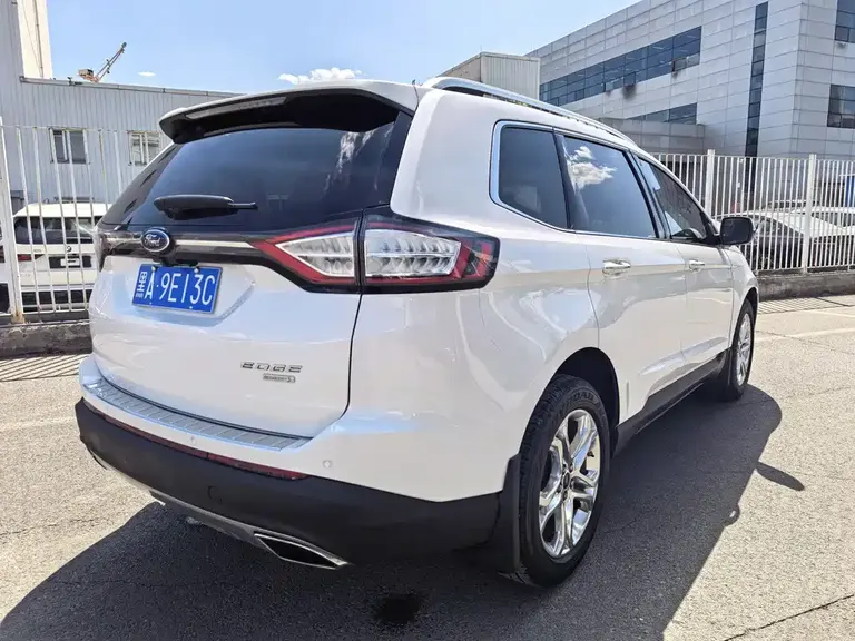 Ford Edge 2.0 T GTDi 2 WD Grand Sharp
