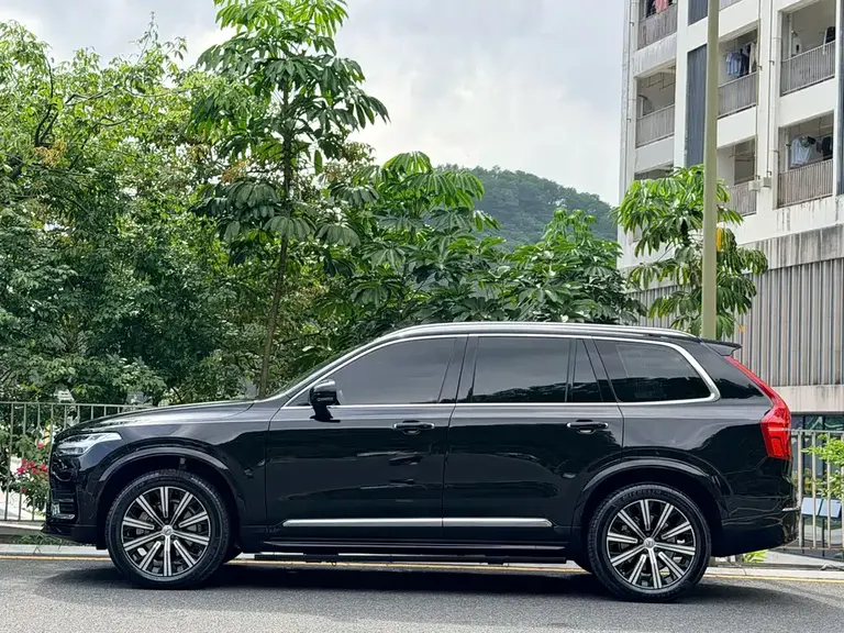 Volvo XC90 B5 Smart Travel Luxury 7-seat
