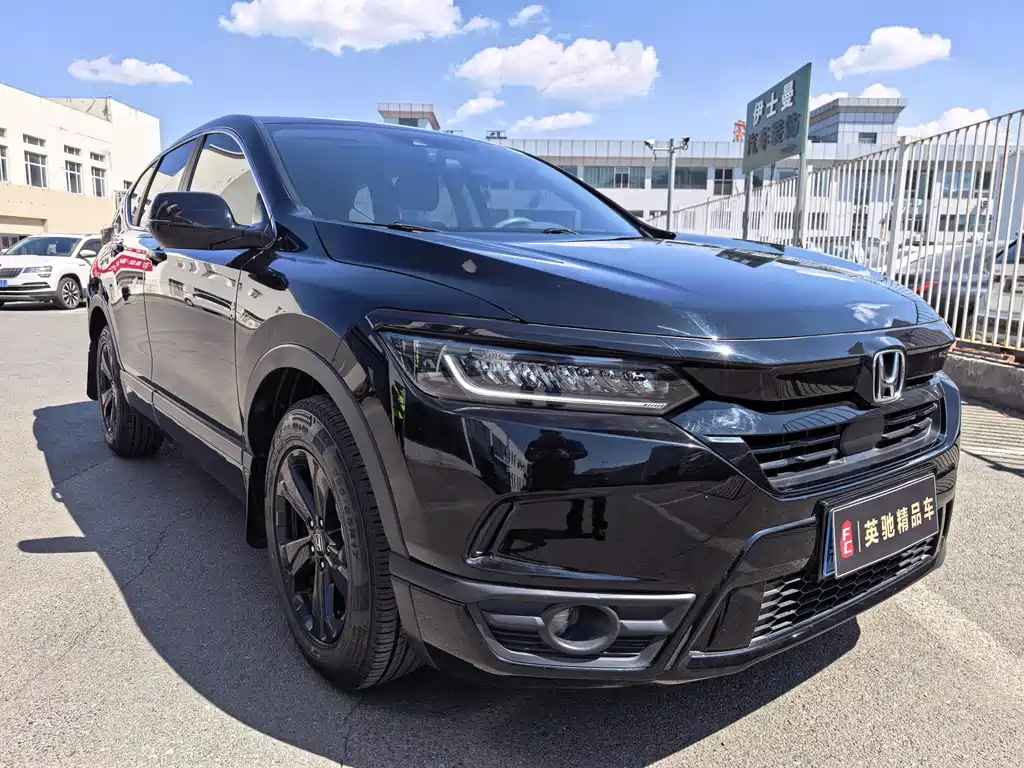 Breeze 240 TURBO CVT 2 WD Luxury