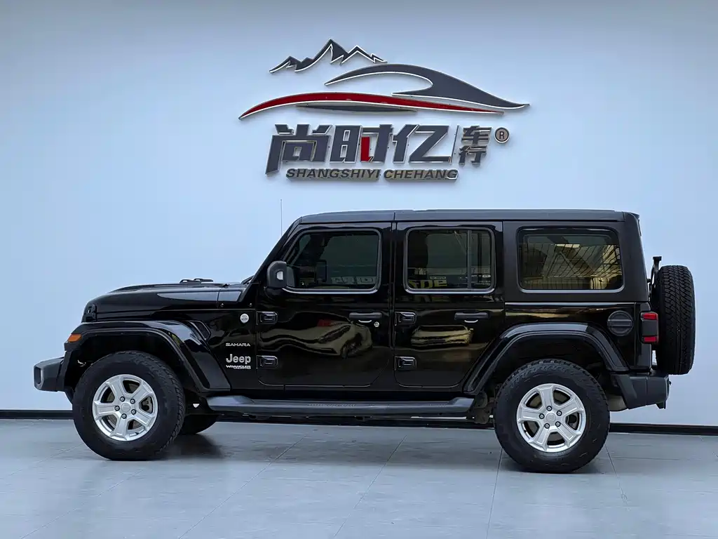 Wrangler 2.0 T Sahara 4-door CN-V