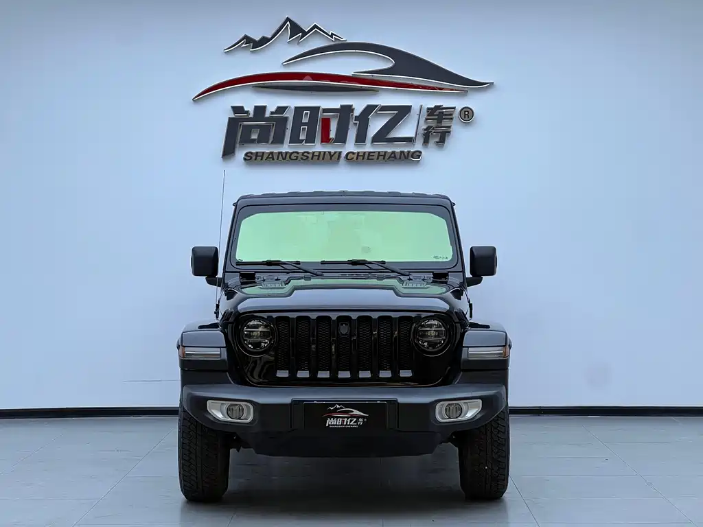 Wrangler 2.0 T Sahara 4-door CN-V