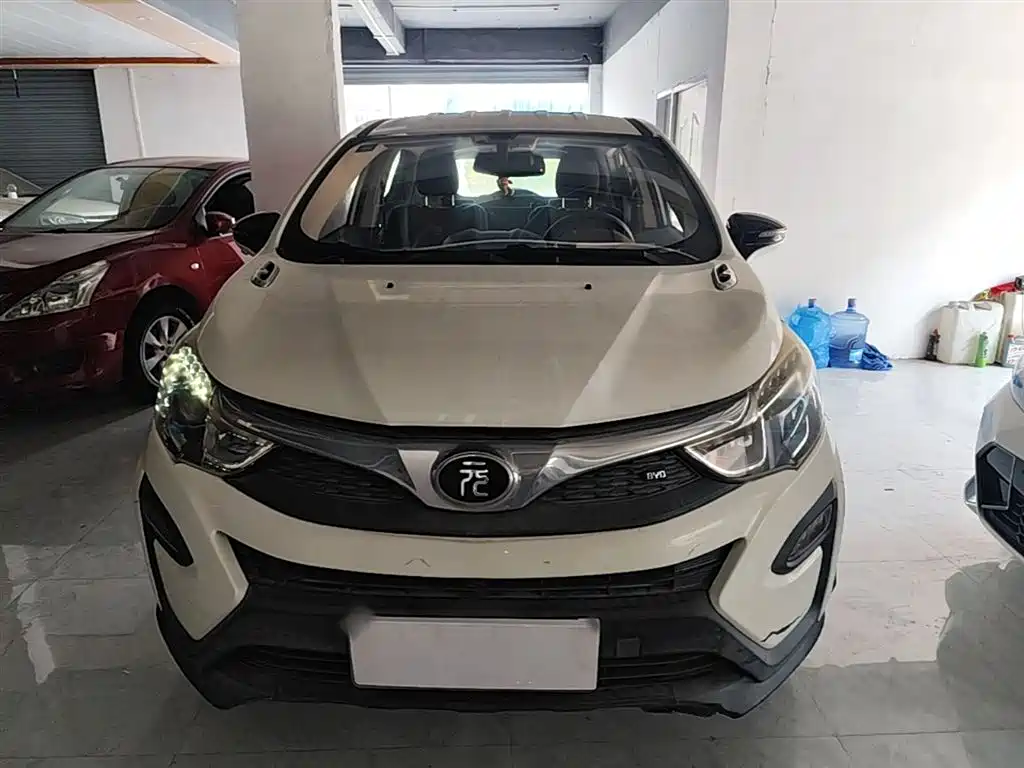 Yuan 1.5 L Auto Luxury