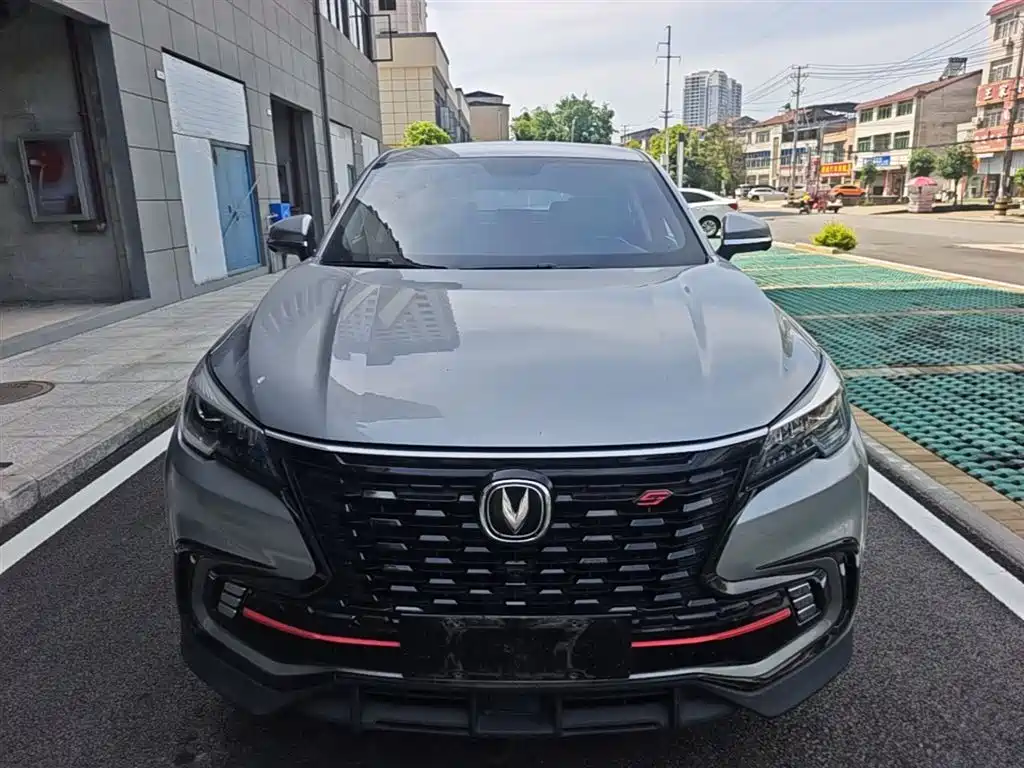 Changan CS85 Coupe 1.5 T DCT Luxury