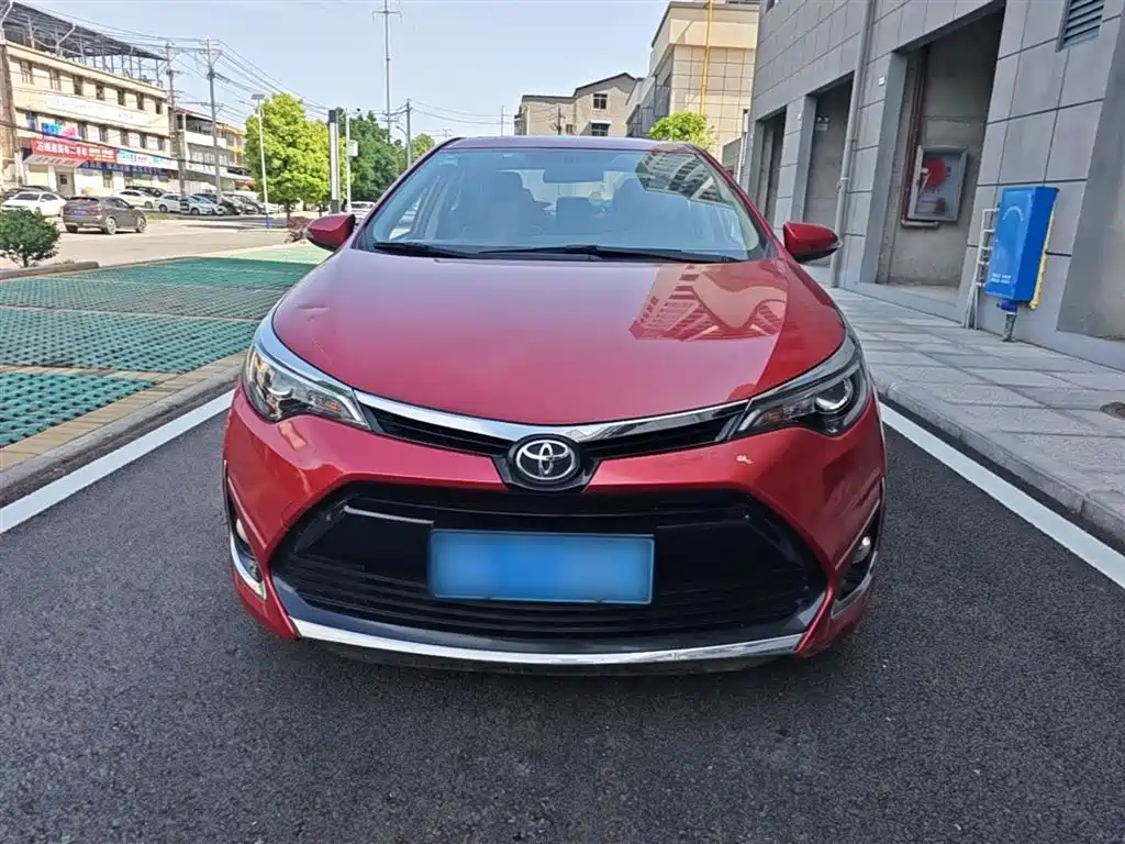 Levin Facelift 185 T CVT Elite CN-V