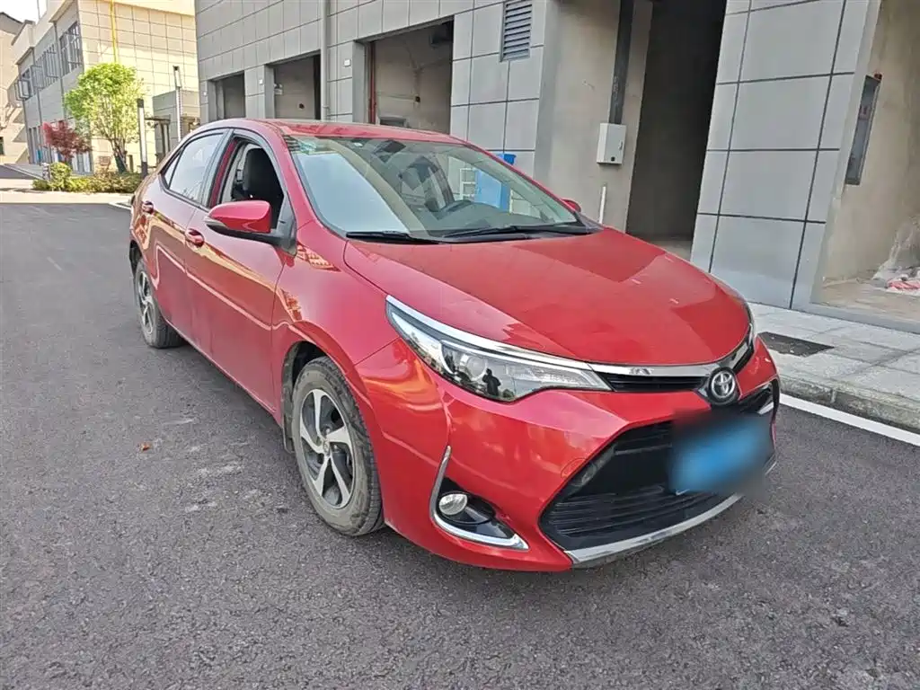 Levin Facelift 185 T CVT Elite CN-V