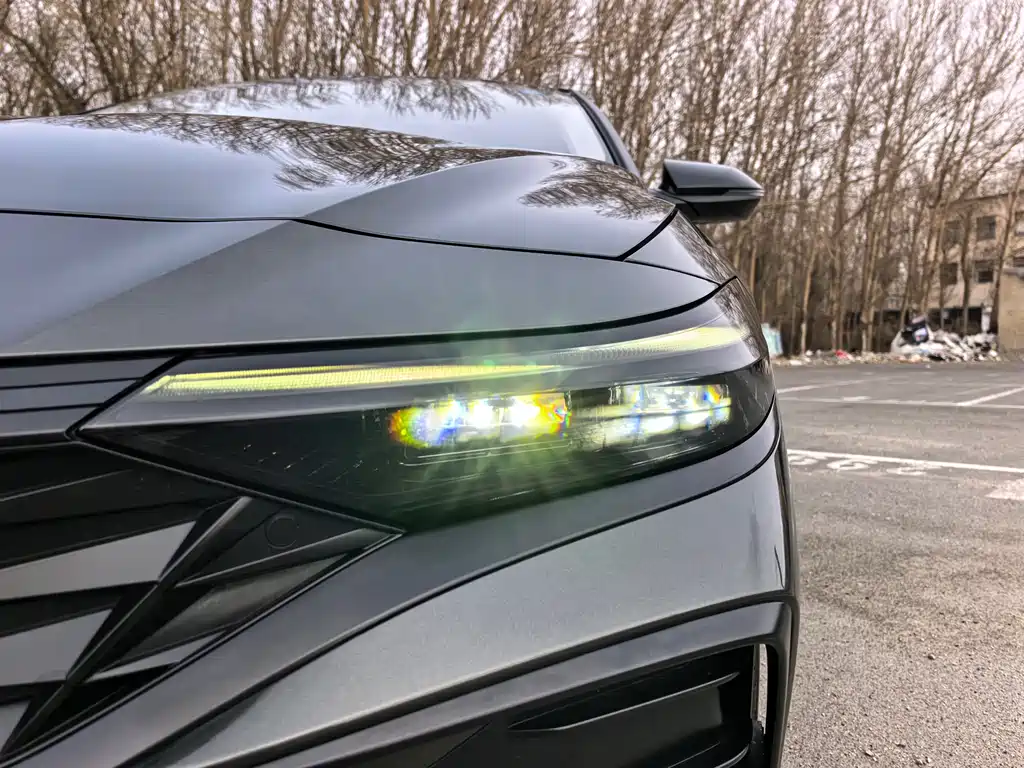 Elantra 1.5 L CVT LUX Distinguished