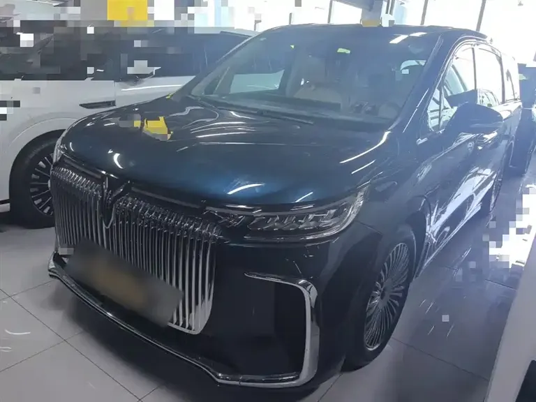 Voyah Dreamer PHEV 4 WD Flagship Kunpeng