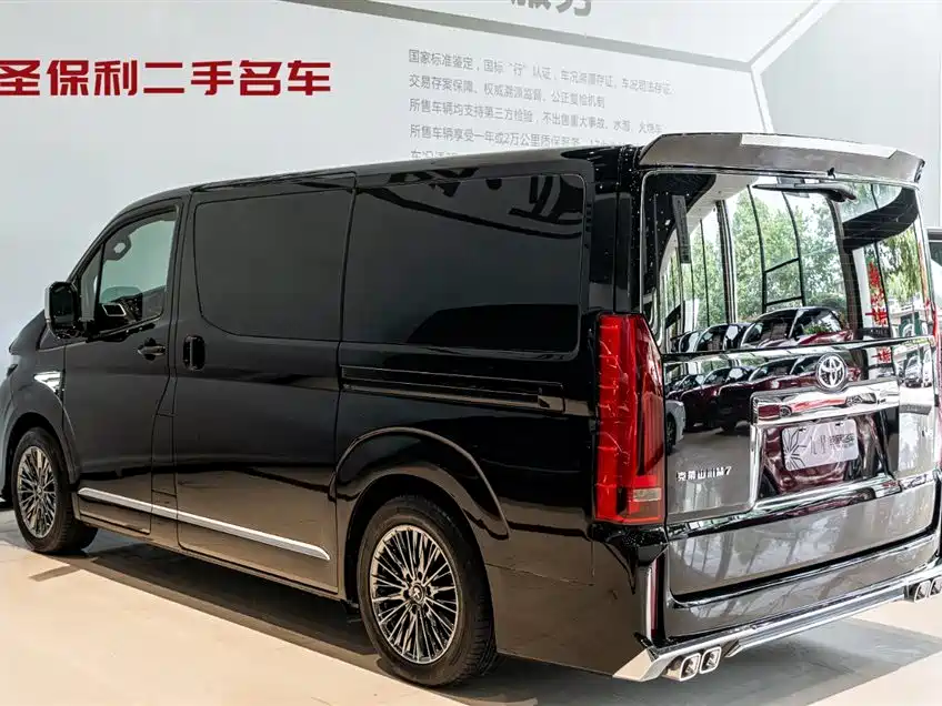 克蒂山川 克蒂山川 2026款 M7 3.5 L 阿尔法36周年纪念版