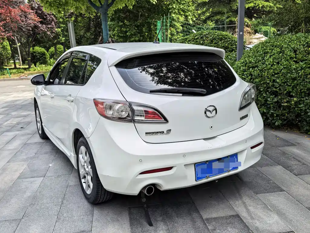 Mazda 3 Star Hatchback 2.0 L Auto Luxury