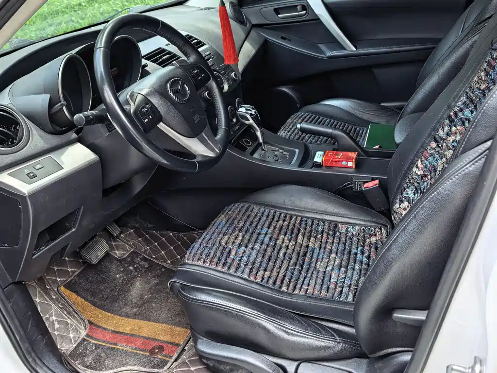 Mazda 3 Star Hatchback 2.0 L Auto Luxury