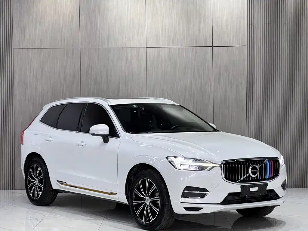 Volvo XC60 T5 4 WD Smart Vision Luxury