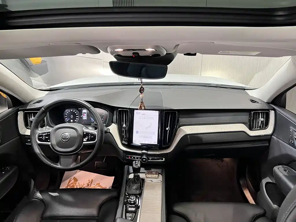 Volvo XC60 T5 4 WD Smart Vision Luxury