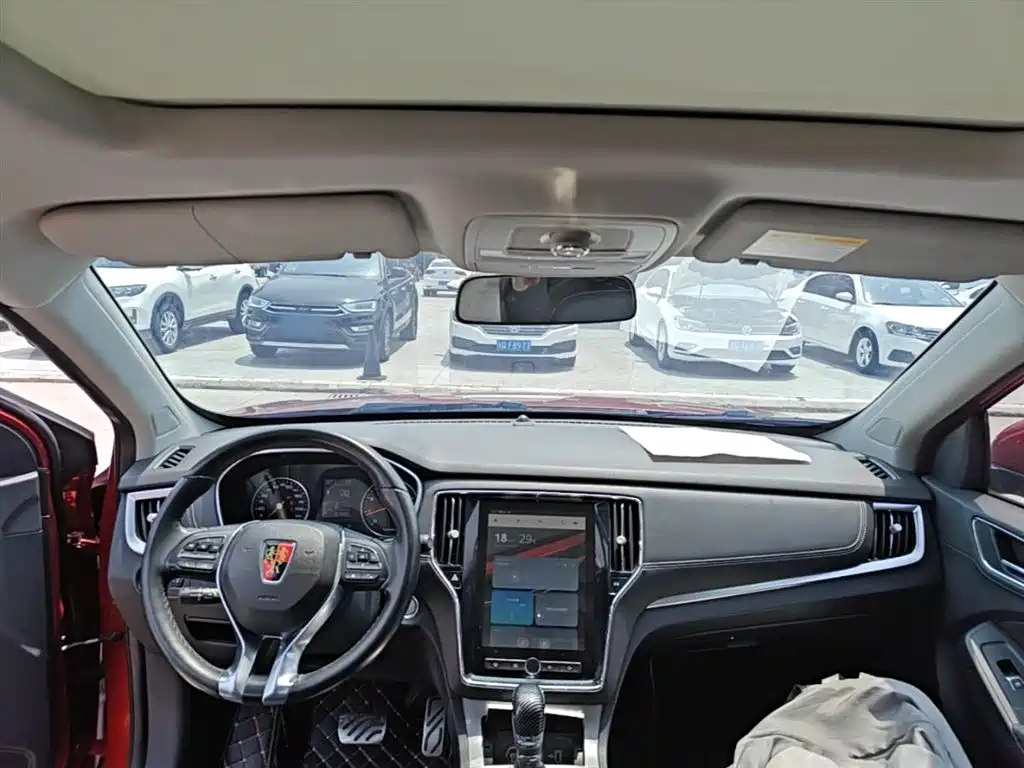 Roewe RX5 20 T 2 WD Auto Internet Smart Premium