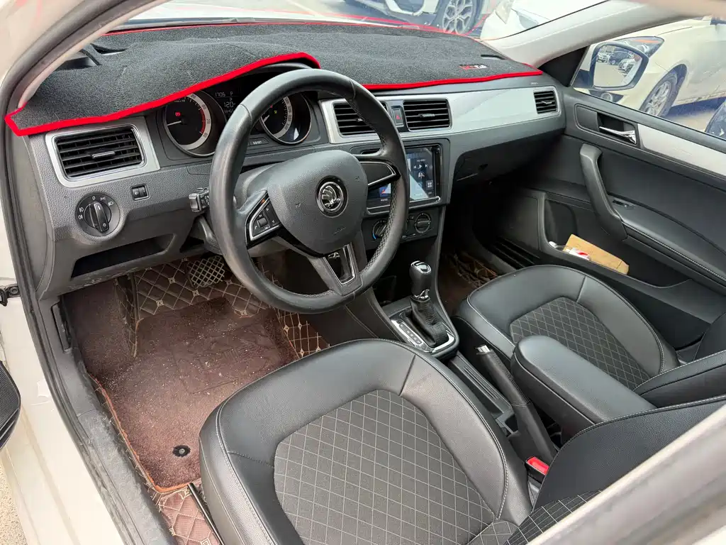 Rapid Spaceback 昕动 2018款 1.6 L 自动舒适版