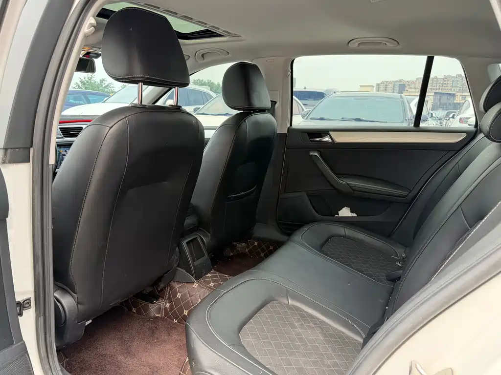 Rapid Spaceback 昕动 2018款 1.6 L 自动舒适版