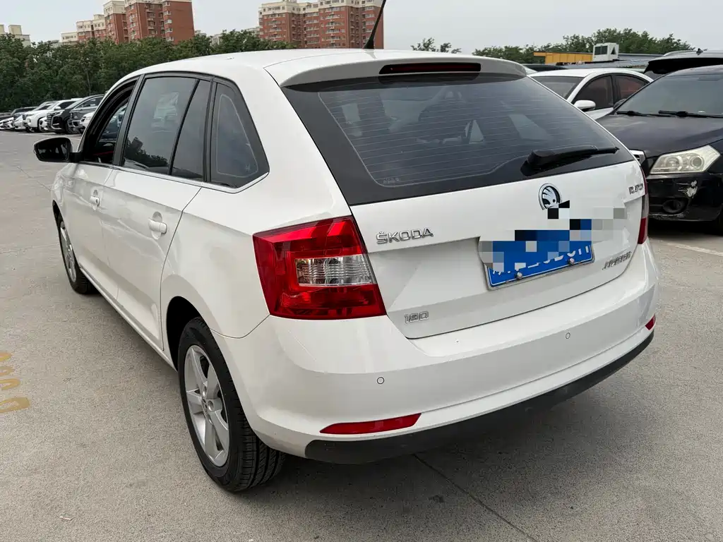 Rapid Spaceback 昕动 2018款 1.6 L 自动舒适版
