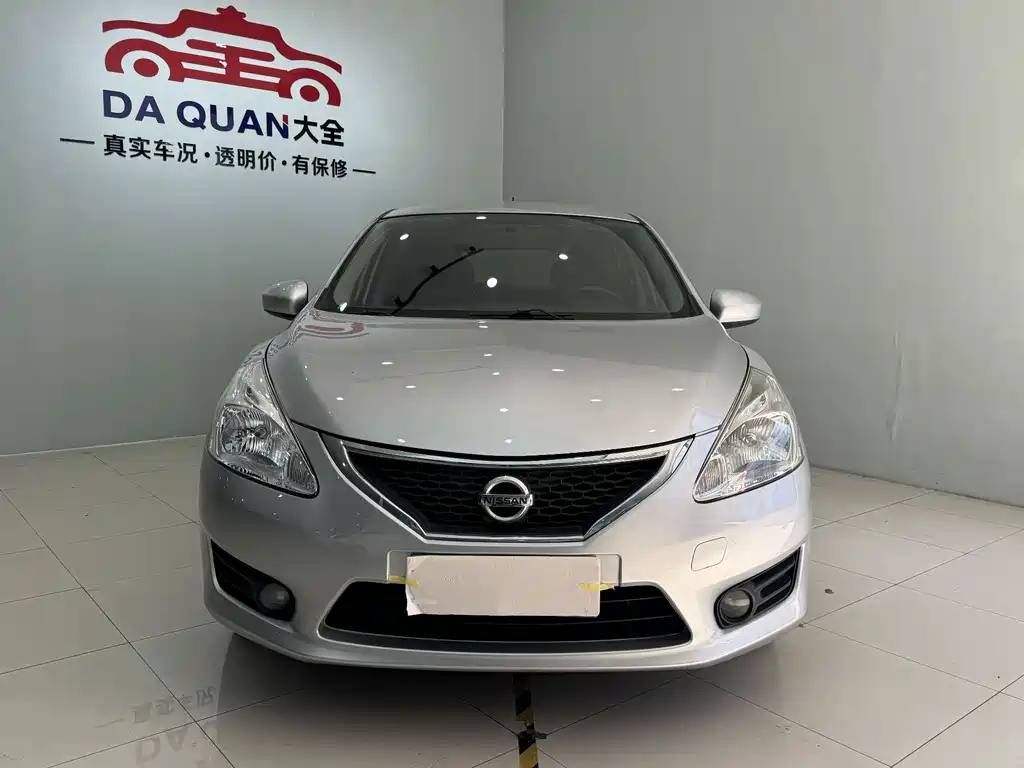 Tiida 1.6 L CVT Comfort
