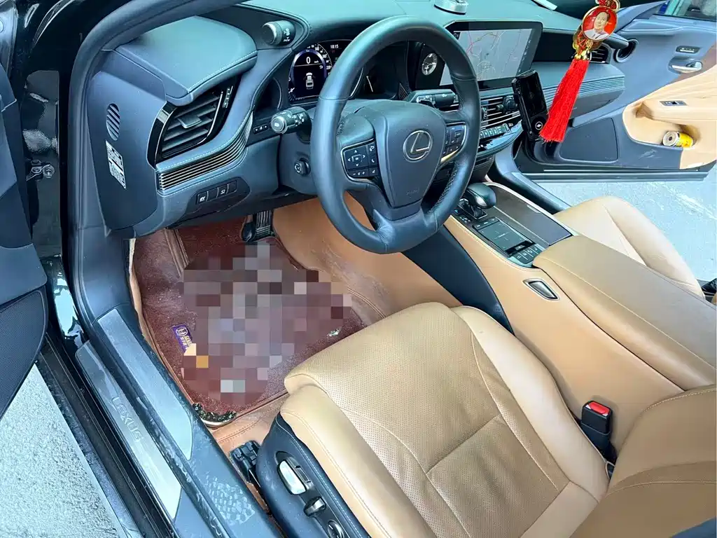 Lexus LS 雷克萨斯LS 2023款 500 h 卓越版