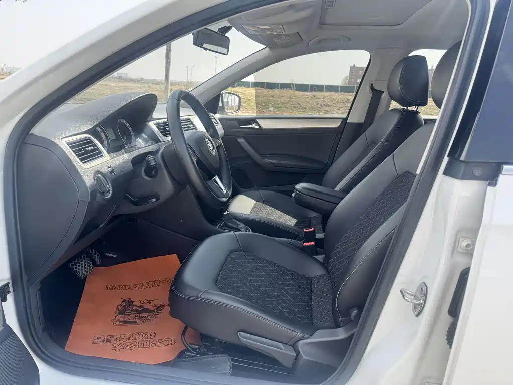 Rapid 1.5 L Auto Comfort CN-VI