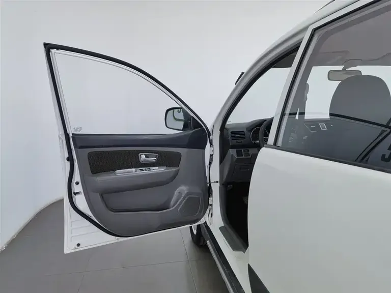 FAW Senya S80 森雅S80 2014款 1.3 L 手动5座经典版