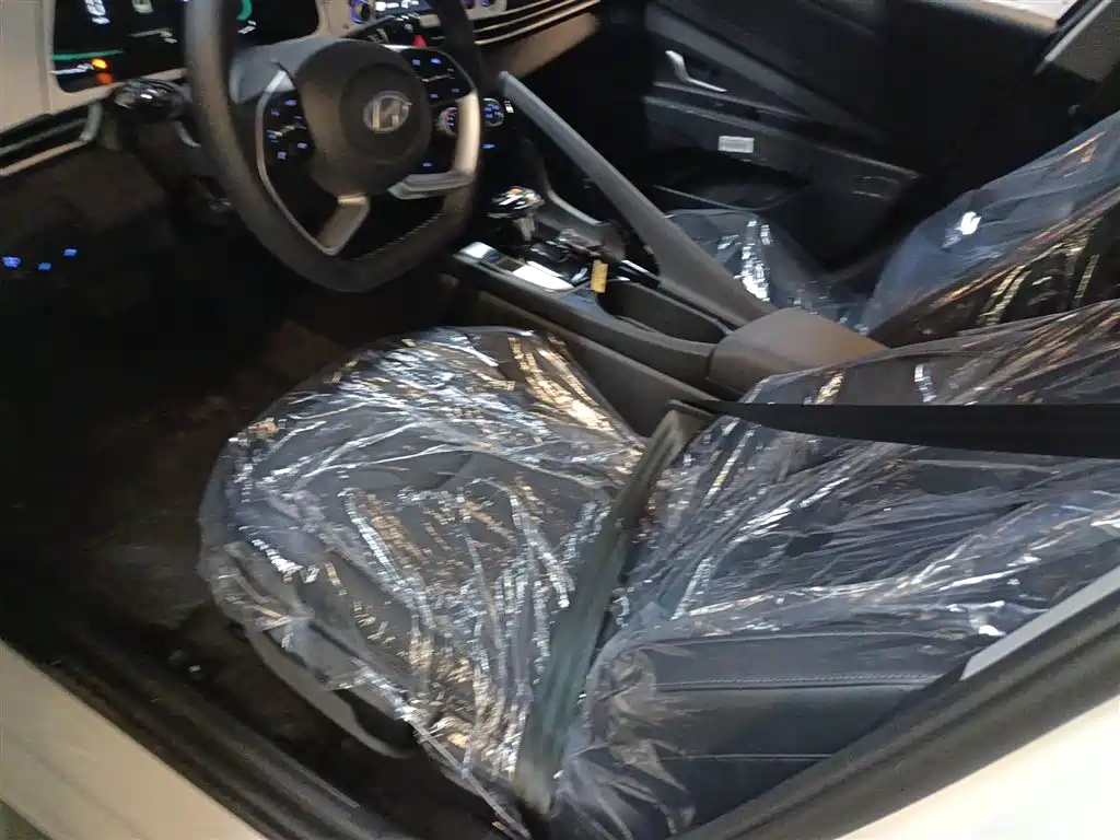 Elantra 1.5 L CVT GLX Elite