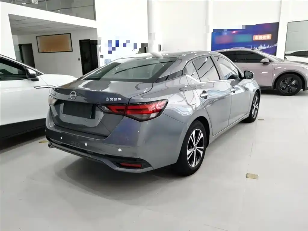 Sylphy 1.6 L CVT Joy