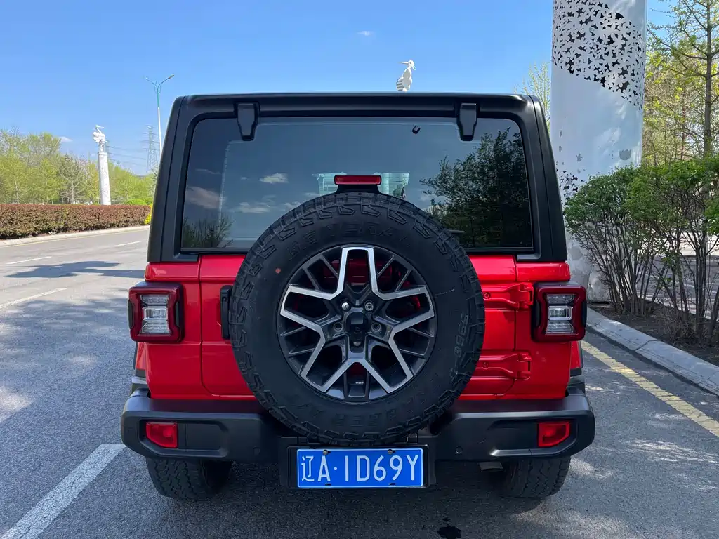 Wrangler 2.0 T Sahara 4-door